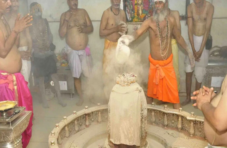 उज्जैन में महाकाल की भस्म आरती में दलालों से बचने के लिए अब नई प्रक्रिया शुरू, मिलेगी ये सुविधा