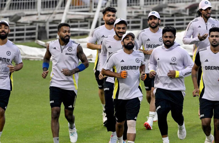 BCCI का सख्त नियम लागू, सभी खिलाड़ी स्टेडियम पहुंचे एक साथ