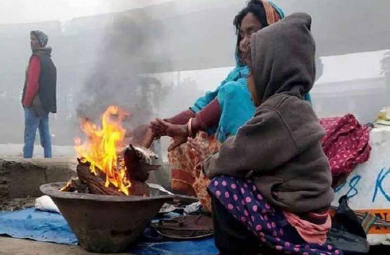 MP में हाड़ कंपा देने वाली ठण्ड, बर्फीली हवाओं ने बढ़ाई ठिठुरन, 19 जिलों में शीतलहर का अलर्ट
