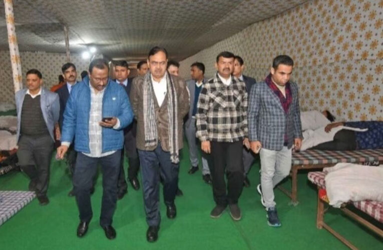 भजन लाल ने जयपुर शहर में रैन बसेरे का किया निरीक्षण