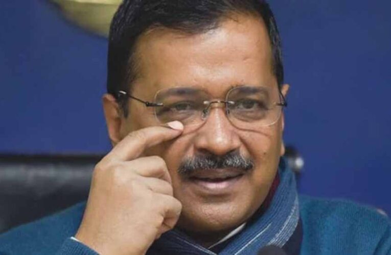 जनता की अनदेखी कर ‘शीशमहल’ बनवाया, दिल्ली विधानसभा चुनाव से पहले ‘सामना’ में केजरीवाल पर कड़ी टिप्पणी