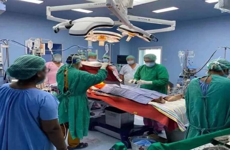 आठ महीने पहले नसबंदी कराने आई महिला की मौत, काटजू अस्पताल के अधीक्षक सहित पांच पर FIR