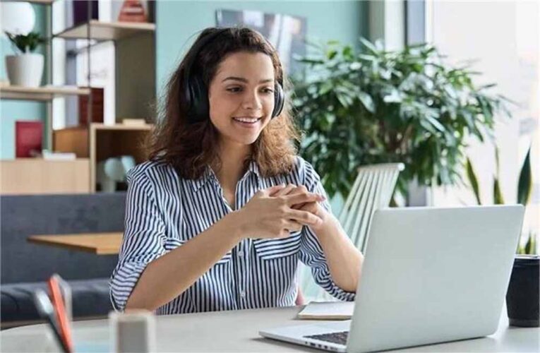 भारत में एडटेक क्षेत्र में तेजी से वृद्धि हो रही है, 7.5 बिलियन डॉलर से बढ़कर 2030 तक 29 बिलियन डॉलर तक पहुंच सकता है