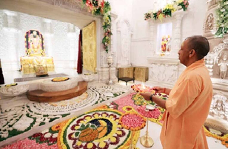 भव्य मंदिर में रामलला के विराजमान होने के एक वर्ष पूरे होने पर अयोध्या में 11 से 13 जनवरी तक प्रतिष्ठा द्वादशी का आयोजन