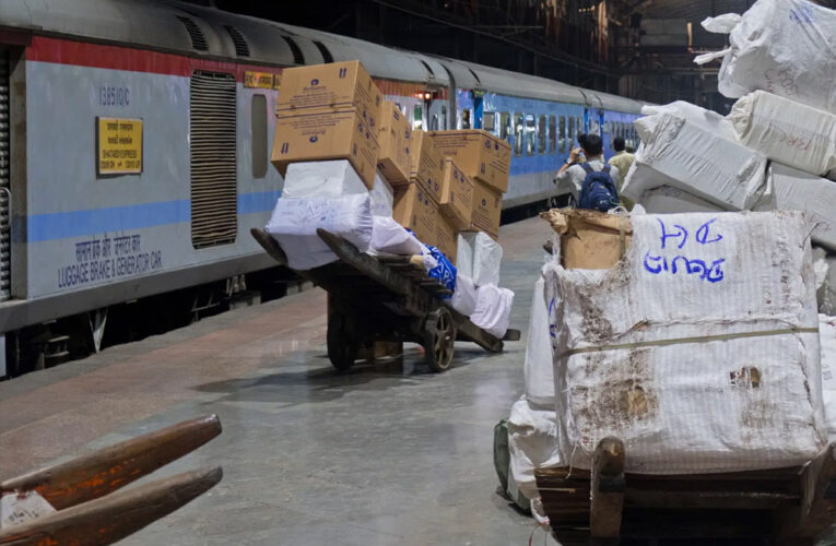 रेलवे की नई पार्सल नीति से छोटे व्यापारियों को बड़ा फायदा