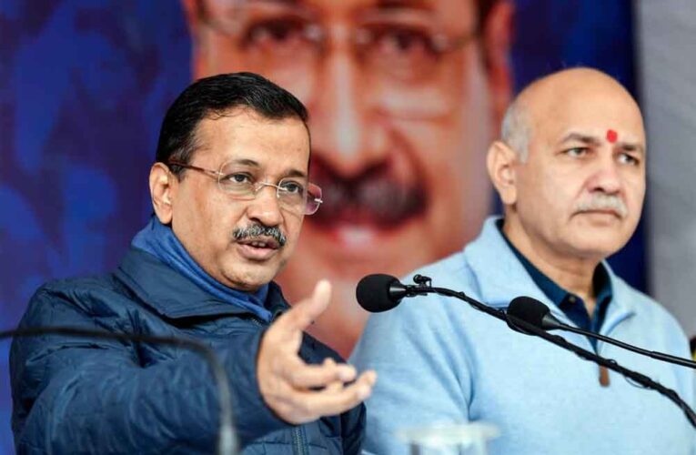 पीएसी के पास जाएगी CAG की रिपोर्ट, अब केजरीवाल-सिसोदिया के लिए बढ़ेंगी मुश्किलें!