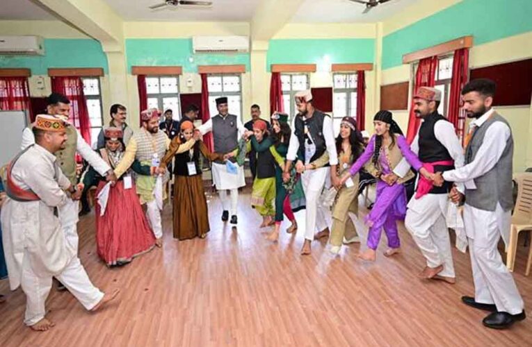अनेकता में एकता ही हमारे देश की विशेषता है : खेल एवं युवा कल्याण मंत्री सारंग