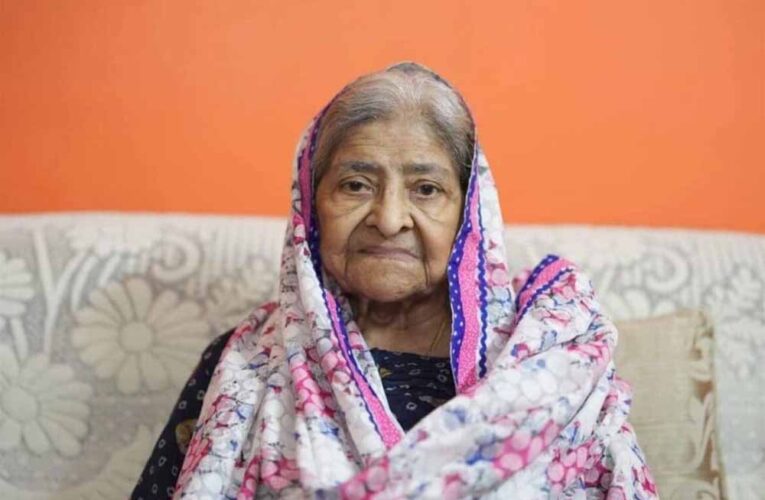 2002 के गुजरात दंगे में मारे गए कांग्रेस सांसद एहसान जाफरी की बीवी जाकिया जाफरी का निधन, 86 साल की थीं