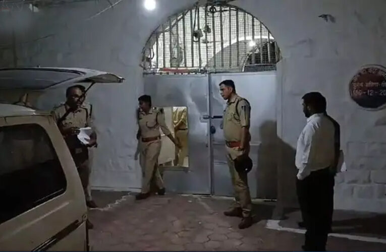रेप के आरोपी को 2 दिन पहले हुई उम्रकैद, हैवान ने जेल में लगा ली फांसी