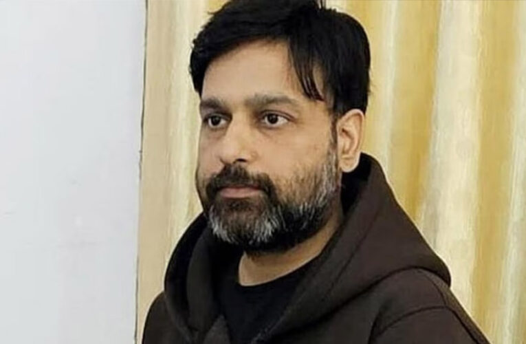 पूर्व कॉन्स्टेबल सौरभ शर्मा पर कसा शिकंजा, मां-बेटे पर पुलिस ने दर्ज किया केस