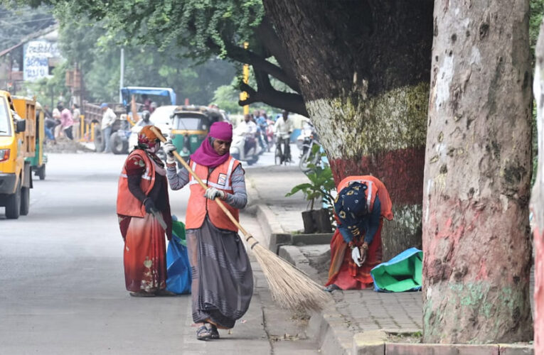 इंदौर शहर में अब रात में हो रही सफाई, चार दिन रैंकिंग के लिए रहेगी टीम