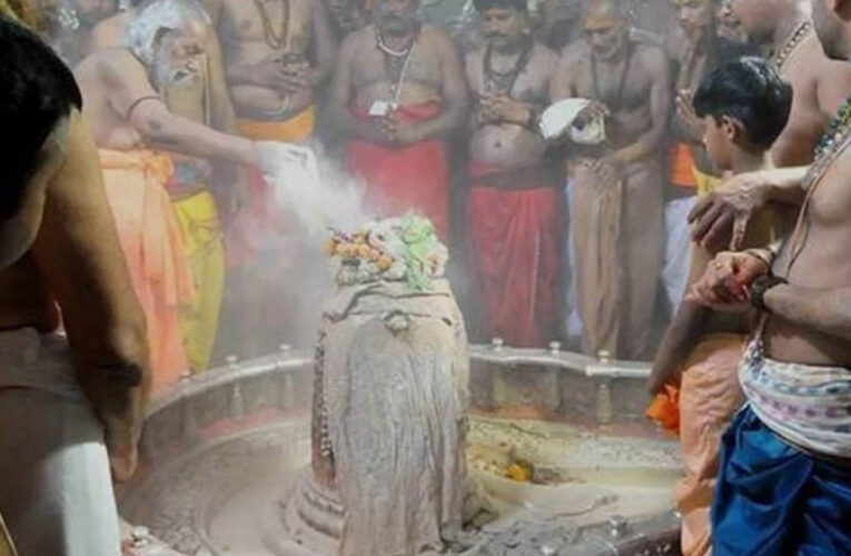 महाकाल मंदिर में भस्म आरती दर्शन में हो रहे भ्रष्टाचार को रोकने मंदिर समिति ने जन जागरूकता के प्रयास तेज किए