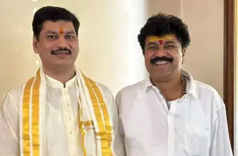 महाराष्ट्र के मंत्री धनंजय मुंडे का इस्तीफा, सरपंच मर्डर केस में करीबी पर लगे थे आरोप