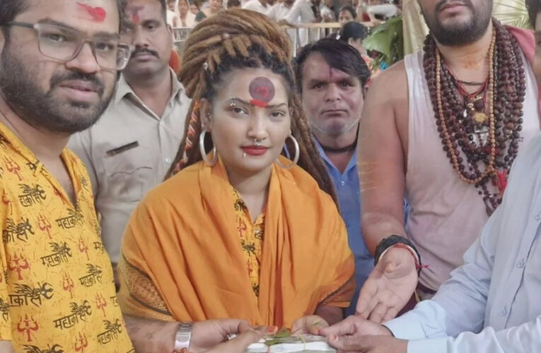 शहनाज अख्तर ने किए महाकाल के दर्शन, भेंट किए 2 लाख रुपए