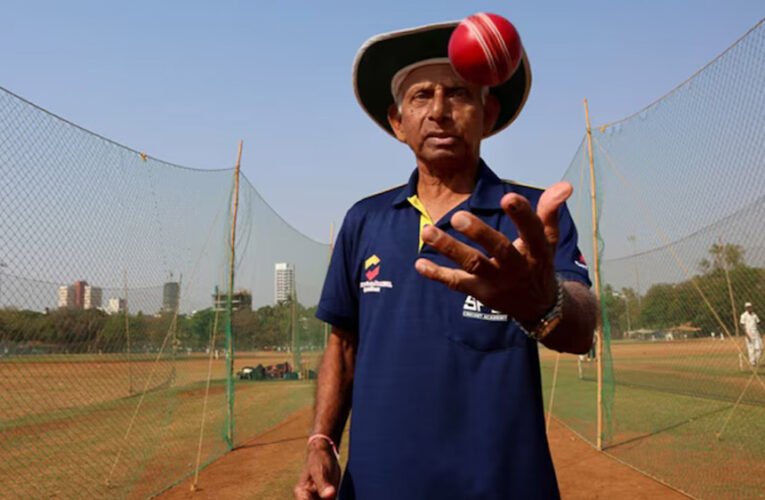 महान स्पिनर पद्माकर शिवालकर का निधन, 605 विकेट चटकाने पर भी नहीं मिला था भारतीय टीम में मौका