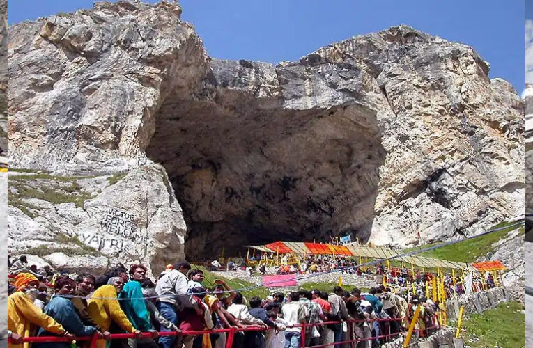3 जुलाई से शुरू होगी अमरनाथ यात्रा, 9 अगस्त तक श्रद्धालु कर सकेंगे बाबा बर्फानी के दर्शन