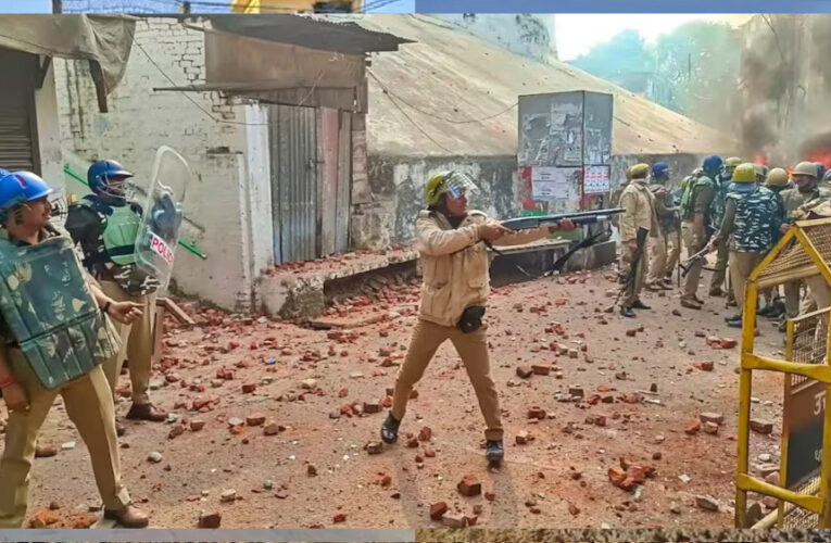 संभल हिंसा में पुलिस 6 ट्रॉली ईंट-पत्थर जमा किए गए थे, अब उन्हीं से बनेगी पुलिस चौकी