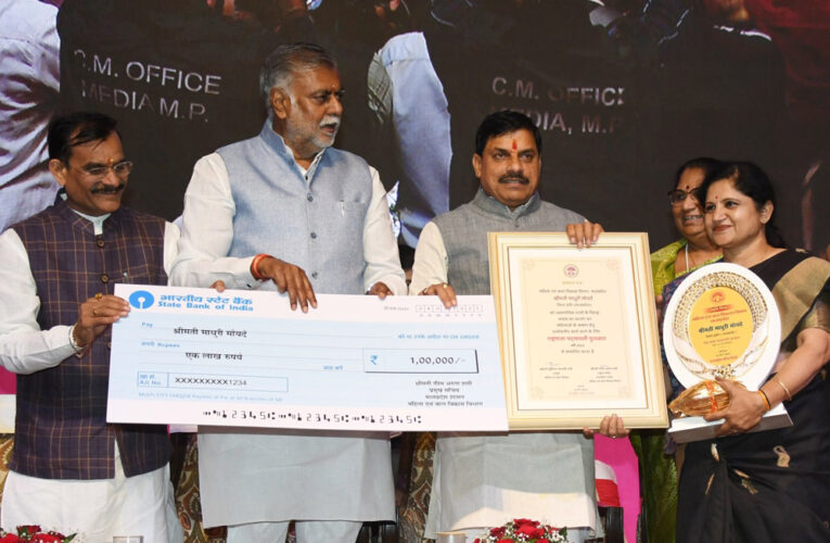 महिला दिवस पर लाड़ली बहनों के अकाउंट में आए 1250 रुपये, सीएम ने दिया गिफ्ट