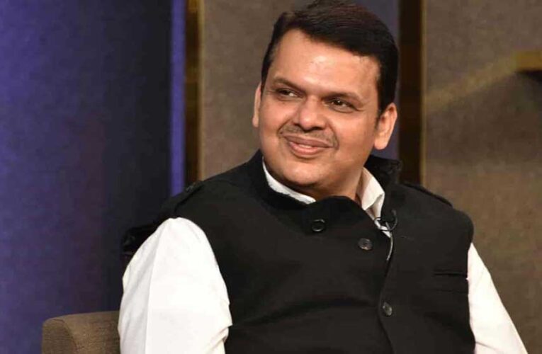 औरंगजेब की कब्र को हटाने की मांग ने जोर पकड़ा, CM फडणवीस सहित कांग्रेस, शिवसेना एमएनएस सभी ने एक सुर में इसका समर्थन किया