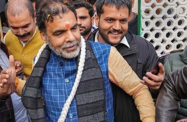 बृजभूषण के करीबी का कायम हुआ ‘दबदबा’- खेल मंत्रालय ने भारतीय कुश्ती महासंघ पर लगाया गया निलंबन हटा दिया