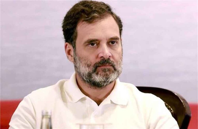 अदालत ने राहुल गांधी को 14 अप्रैल को न्यायालय में व्यक्तिगत रुप से उपस्थिति दर्ज कराने का आखिरी मौका दिया