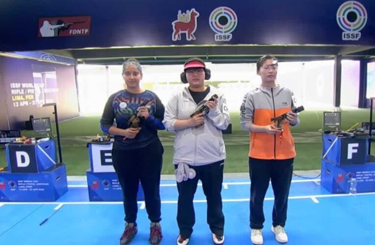 ISSF विश्व कप में स्टार भारतीय निशानेबाज सिमरनप्रीत कौर ने महिलाओं की 25 मीटर पिस्टल इवेंट में रजत पदक अपने नाम किया