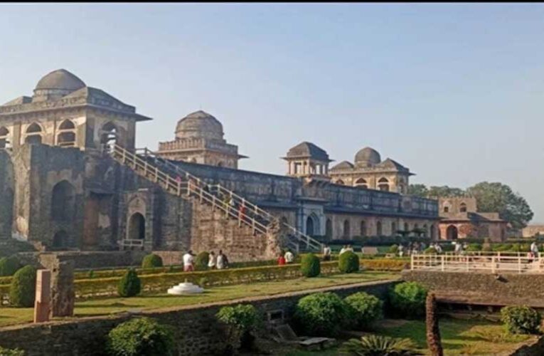 पर्यटकों के लिए अब मांडू में जहाज महल हेरिटेज स्ट्रीट