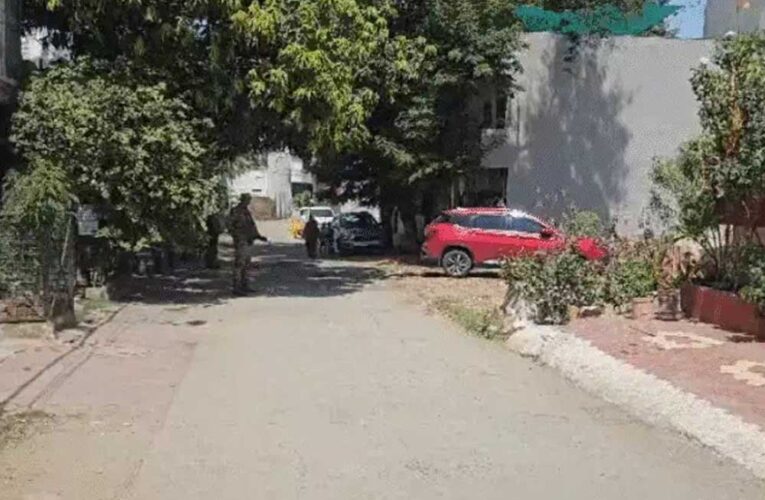 इंदौर में प्रवर्तन निदेशालय ने सोमवार को  शराब कारोबारियों के 18 ठिकानों पर  एक साथ छापे मारे