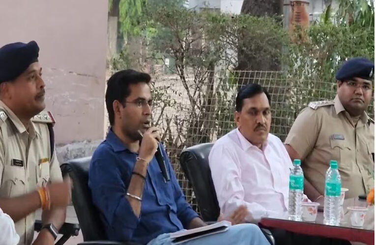 सेंधवा एसडीएम की चेतावनी: माहौल बिगाड़ने वालों को एनएसए में भेजेंगे जेल, नहीं देखेंगे चांद-सूरज