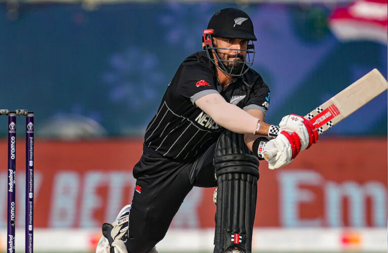 न्यूजीलैंड के स्टार बल्लेबाज मिशेल ने आज इतिहास की किताबों में अपना नाम दर्ज करा लिया, 47 पारियों में 2000 वनडे रन बनाये
