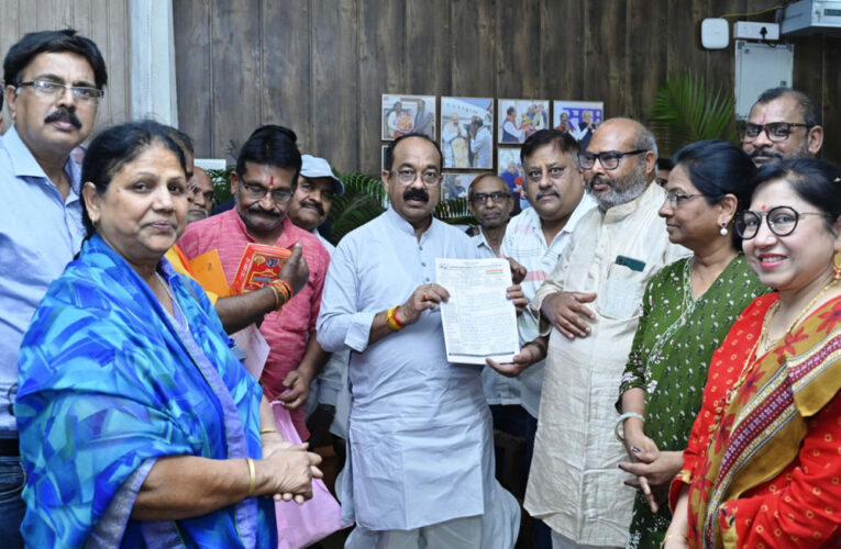 रायपुर : अधिकारियों-कर्मचारियों को वर्षों से लंबित ग्रेच्युटी राशि का भुगतान
