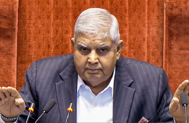 उपराष्ट्रपति धनखड़ ने कहा कि संविधान को अंतिम रुप से तय करने वाले निर्वाचित प्रतिनिधि ही होंगे और इससे ऊपर कोई अथॉरिटी नहीं…