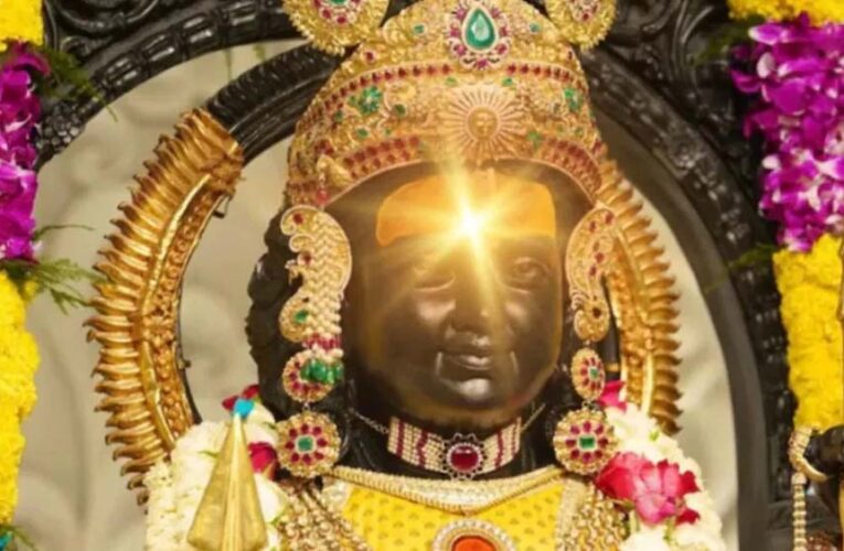 अयोध्या में रामनवमी पर जश्न का माहौल,  श्रीराम के जन्मोत्सव के उल्लास में रामनगरी डूबी