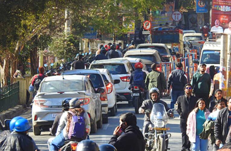 सीजफायर के बाद घाटी में लौटे टूरिस्ट, नैनीताल-मसूरी में भीड़-होटल फुल; ट्रैफिक डायवर्ट