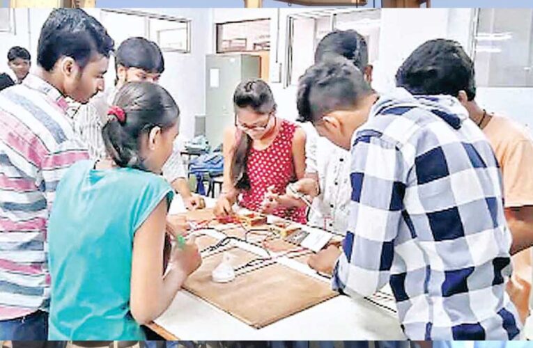 पॉलिटेक्निक कोर्स दो साल का, 12वीं के समकक्ष रहेगा, तकनीकी शिक्षा विभाग ने बोर्ड को भेजा प्रस्ताव