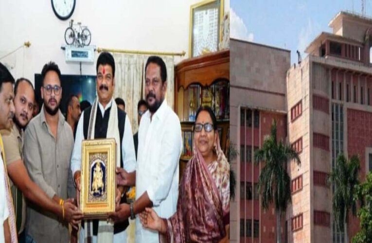 मंत्री राजपूत के कैबिन से गणेश और लक्ष्मी की चांदी की मूर्तियां चोरी होने का मामला सामने आया