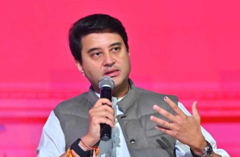 विजय पताका फहराने के बाद ही चैन की सांस लेगा भारत’, केंद्रीय मंत्री ज्योतिरादित्य सिंधिया बोले