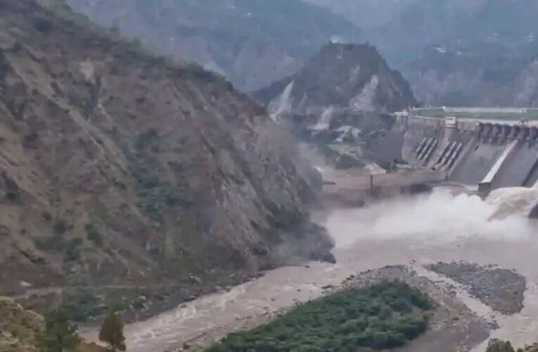 भारत की पाकिस्तान पर वाटर स्ट्राइक! सलाल और बगलिहार डैम के गेट खुले…पड़ोसी मुल्क में बाढ़ का खतरा