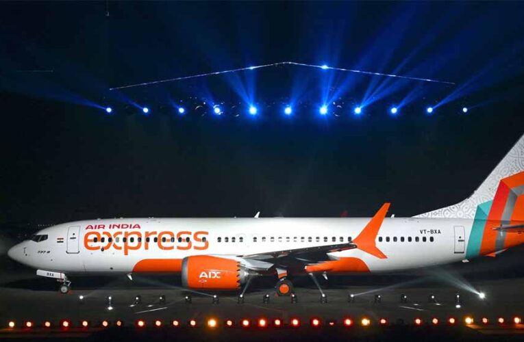 यात्रियों को समय से तीन घंटे पहले एयरपोर्ट पहुंचने की सलाह , प्रस्थान से 75 मिनट पहले चेक-इन बंद