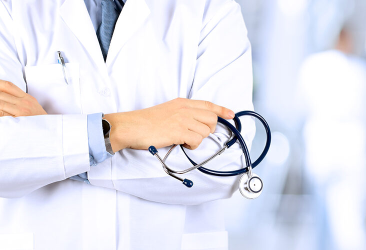 GRMC और JAH के डॉक्टर अब मोबाइल एप पर फेस आईडी से अपनी हाजिरी लगाएंगे