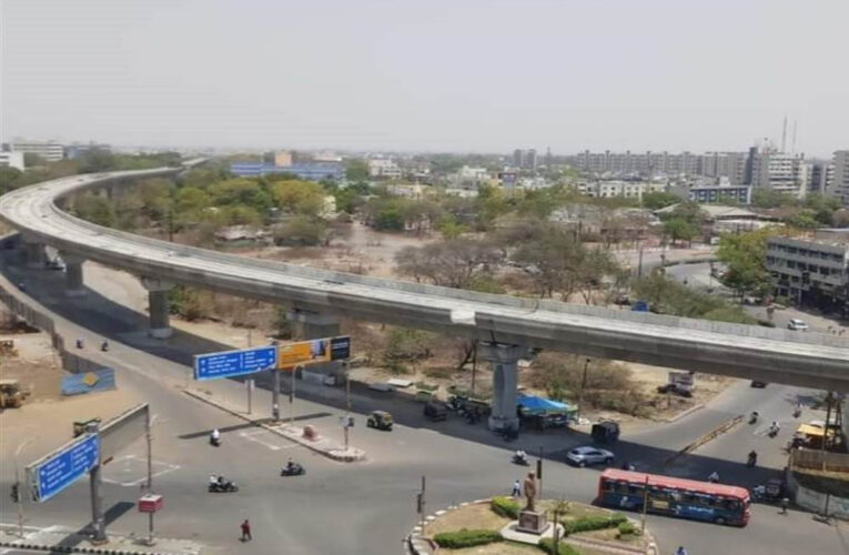 मेट्रो स्टेशन पार्किंग स्थल स्टेशन से 500 मीटर के दायरे में होंगे