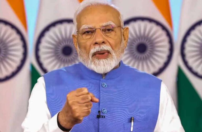 ऑपरेशन सिंदूर से भारत ने पाक की कमर तोड़ दी, मिट्टी में मिला देंगे: पीएम मोदी