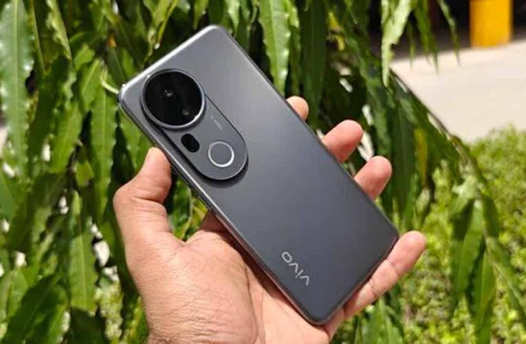भारतीय बाजार में लॉन्च  हुआ Vivo T4 Ultra 5G स्मार्टफोन