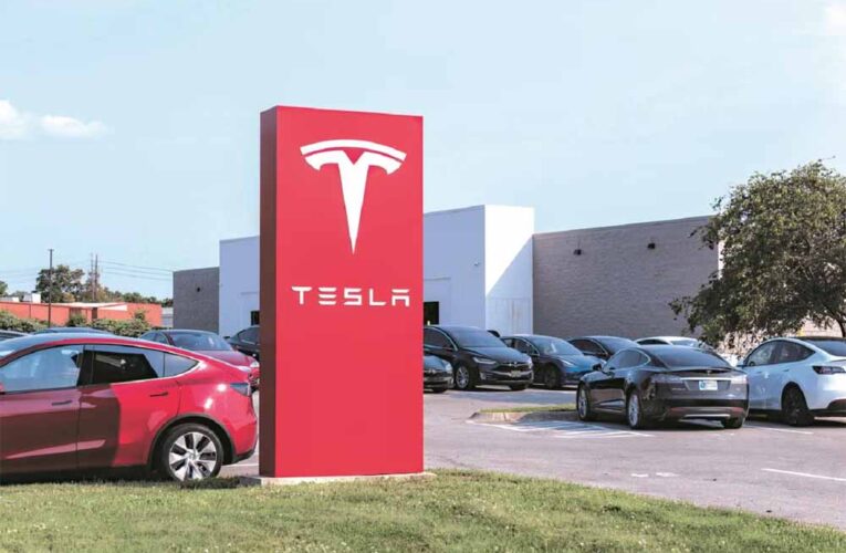 मुंबई में अगले महीने खुलेगा टेस्ला का पहला शोरूम