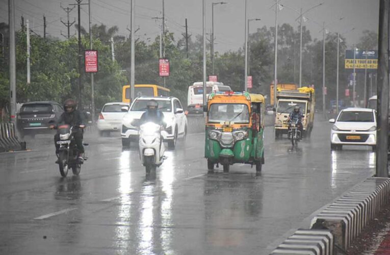 मानसूनी बारिश ने पूरे मध्यप्रदेश को तरबतर कर दिया, नदी-नाले उफान पर हाेने से कई रास्ते बंद
