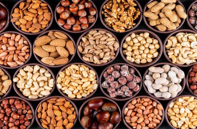 भोपाल के बाजार में काजू छोड़कर सभी ड्राईफ्रूट्स  के दाम बढ़े, सबसे ज्यादा महंगा मामरा बादाम