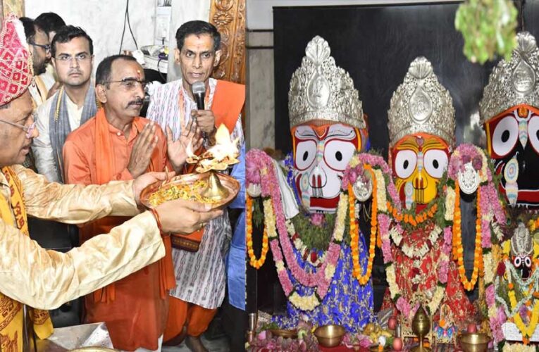 रथयात्रा महोत्सव में शामिल हुए राज्यपाल रमेन डेका
