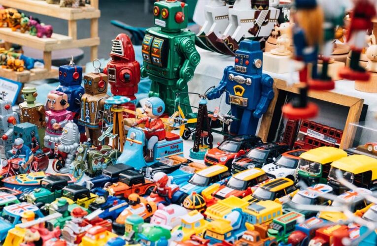 मोहन सरकार ने बच्चों में आक्रामकता और हिंसक प्रवृत्ति बढ़ाने वाले खिलौनों के निर्माण पर रोक लगाने का फैसला किया