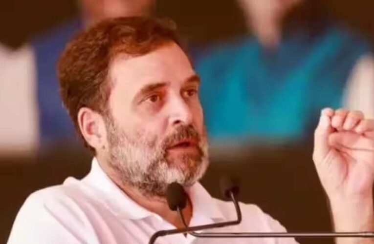 राहुल गांधी ने पार्टी नेताओं को निर्देश देते हुए कहा कि गुटबाजी खत्म करें और मिलकर कामकरें