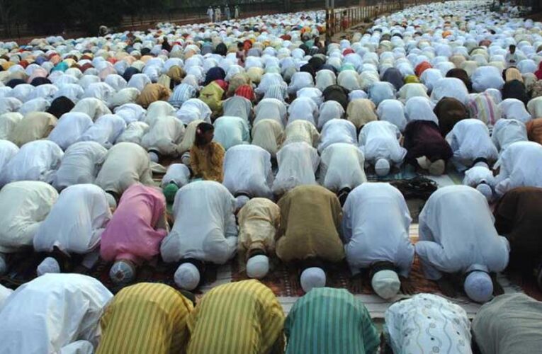 MP वक्फ बोर्ड ने एडवाइजरी जारी करते हुए कहा गया कि कुर्बानी बंद स्थान पर दें और खुले में नमाज न पढ़ें